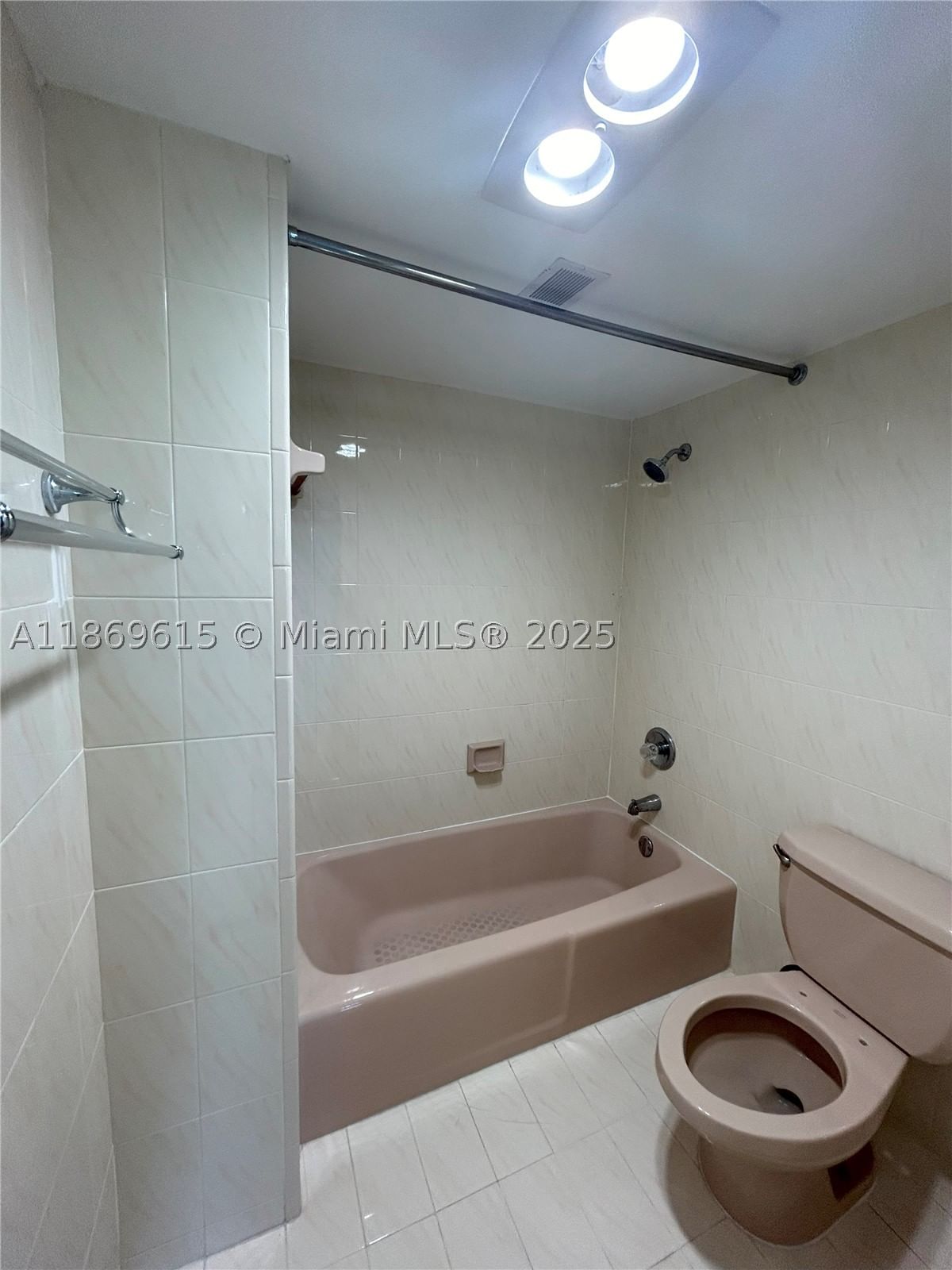 Real estate property located at 9682 Fontainebleau Blvd #410, Miami-dade, Golfview Club Fontaineble, Miami, FL