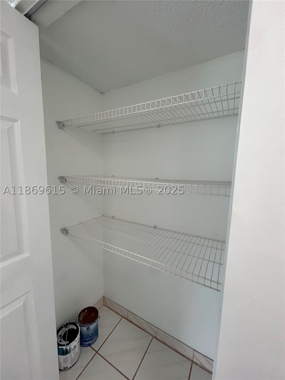 Real estate property located at 9682 Fontainebleau Blvd #410, Miami-dade, Golfview Club Fontaineble, Miami, FL