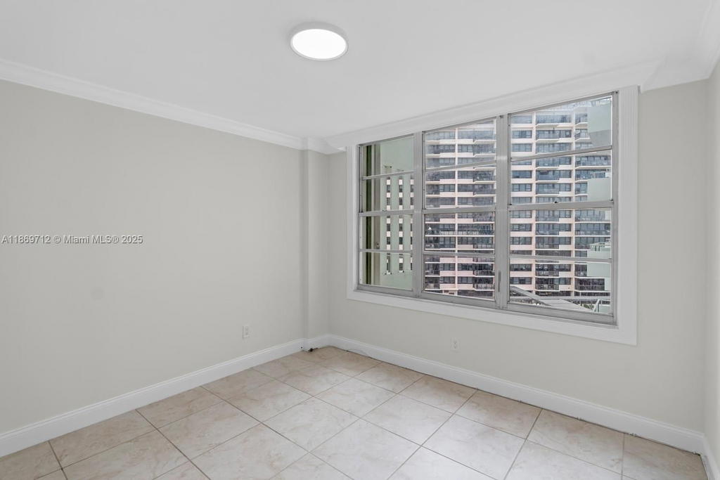 Real estate property located at 5161 Collins Ave #701, Miami-dade, Seacoast 5151 Condo, Miami Beach, FL