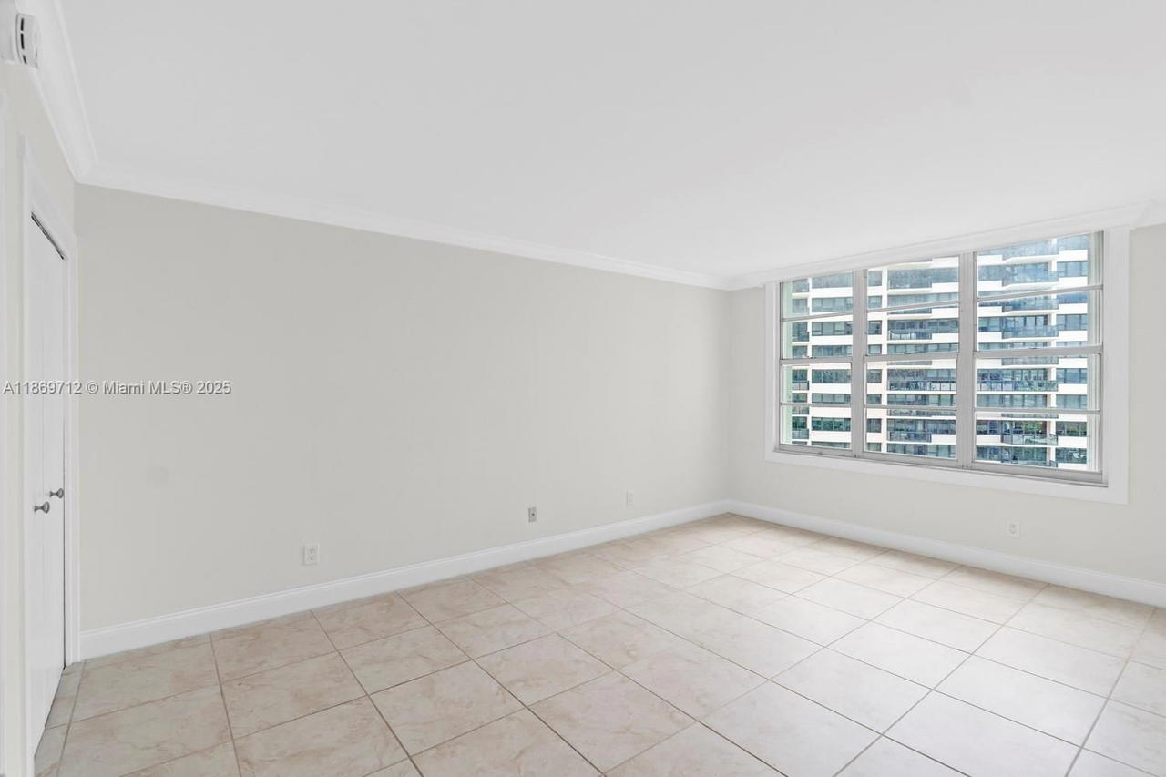 Real estate property located at 5161 Collins Ave #701, Miami-dade, Seacoast 5151 Condo, Miami Beach, FL