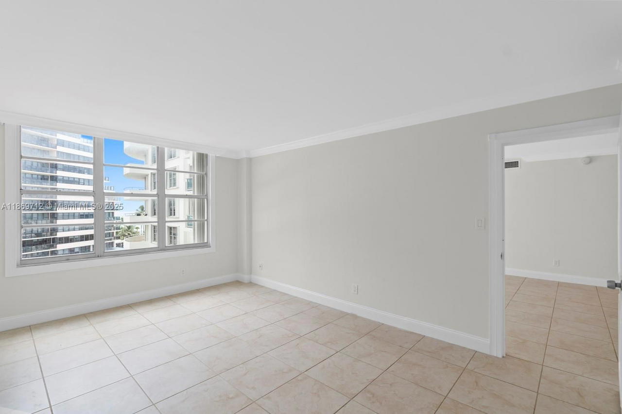 Real estate property located at 5161 Collins Ave #701, Miami-dade, Seacoast 5151 Condo, Miami Beach, FL