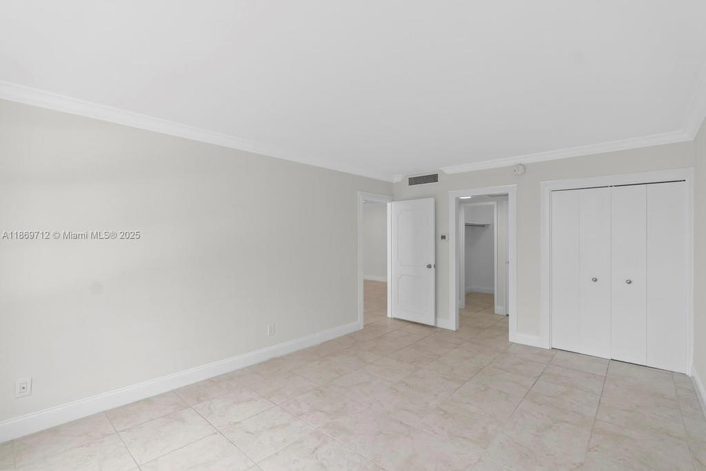 Real estate property located at 5161 Collins Ave #701, Miami-dade, Seacoast 5151 Condo, Miami Beach, FL