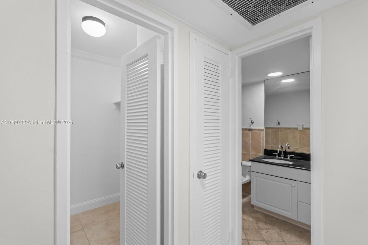 Real estate property located at 5161 Collins Ave #701, Miami-dade, Seacoast 5151 Condo, Miami Beach, FL