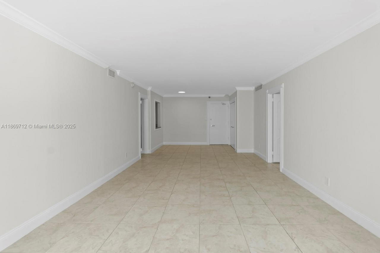 Real estate property located at 5161 Collins Ave #701, Miami-dade, Seacoast 5151 Condo, Miami Beach, FL