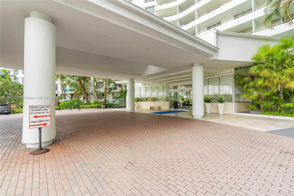 Real estate property located at 5161 Collins Ave #701, Miami-dade, Seacoast 5151 Condo, Miami Beach, FL