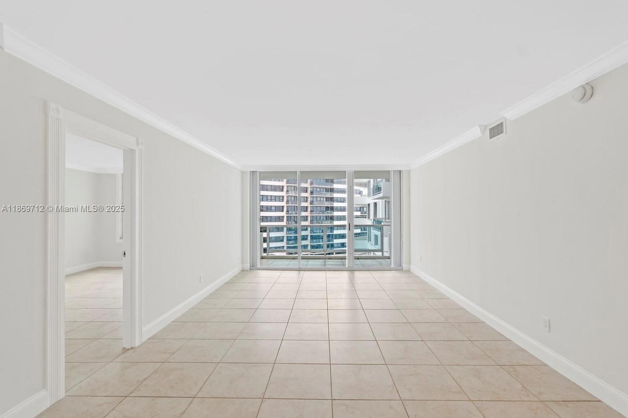 Real estate property located at 5161 Collins Ave #701, Miami-dade, Seacoast 5151 Condo, Miami Beach, FL