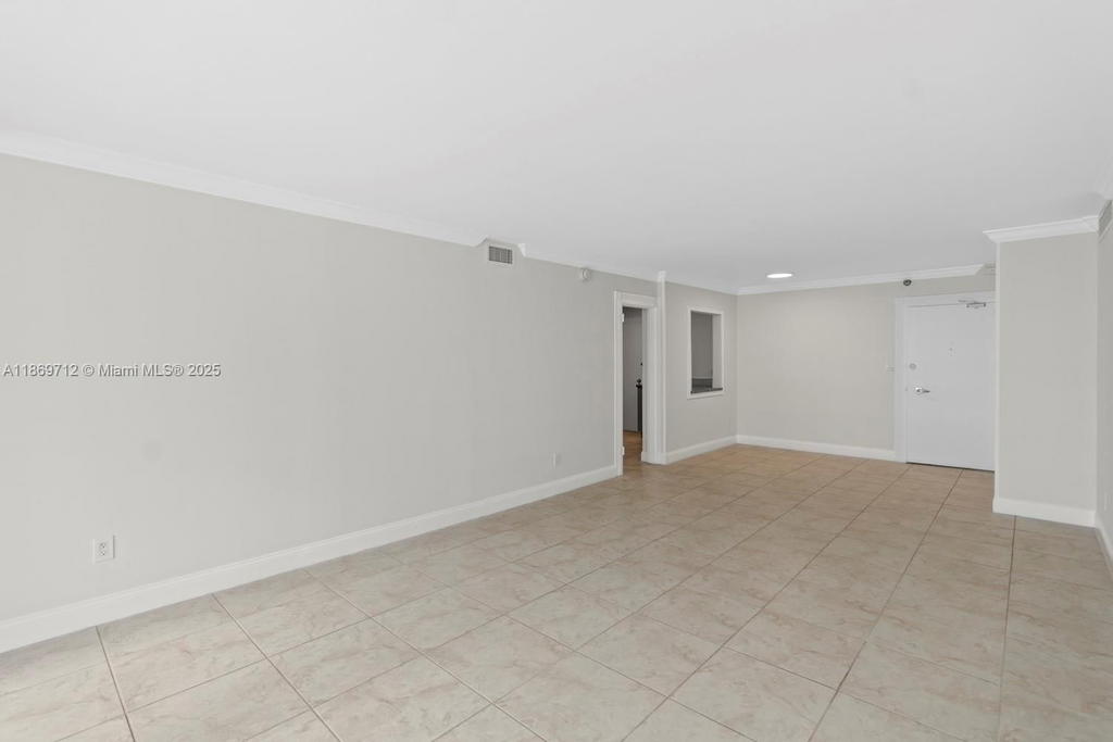 Real estate property located at 5161 Collins Ave #701, Miami-dade, Seacoast 5151 Condo, Miami Beach, FL