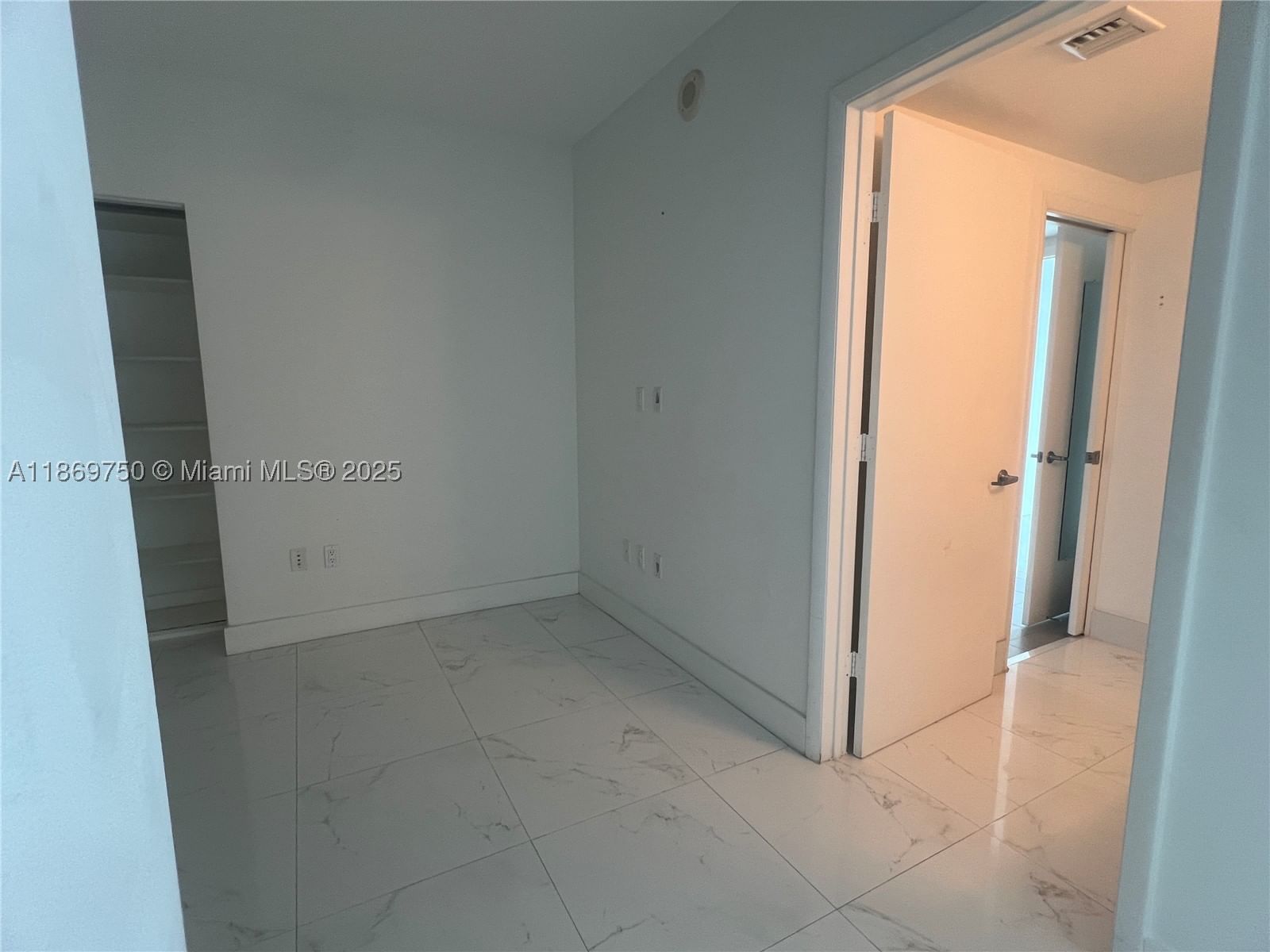 Real estate property located at 92 3rd St #3803, Miami-dade, Mint Condo, Miami, FL