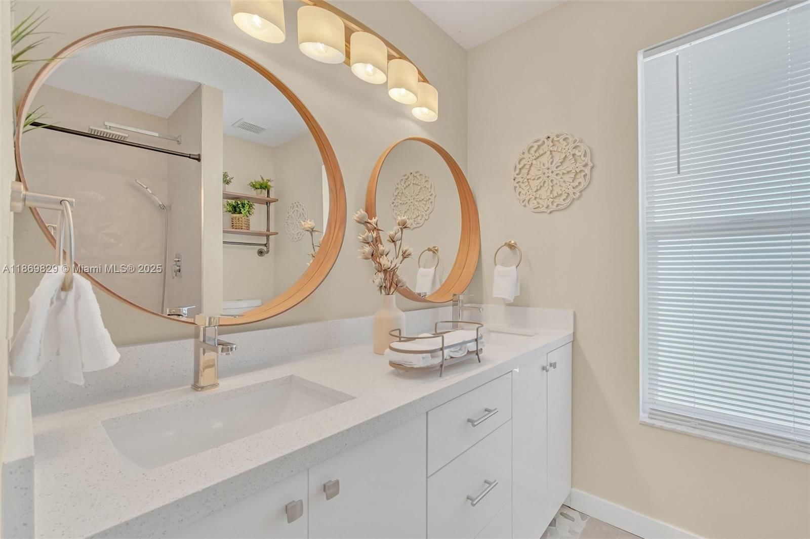 Real estate property located at 2915 Pembridge St, Osceola, Lindfields Unit 3, Kissimmee, FL