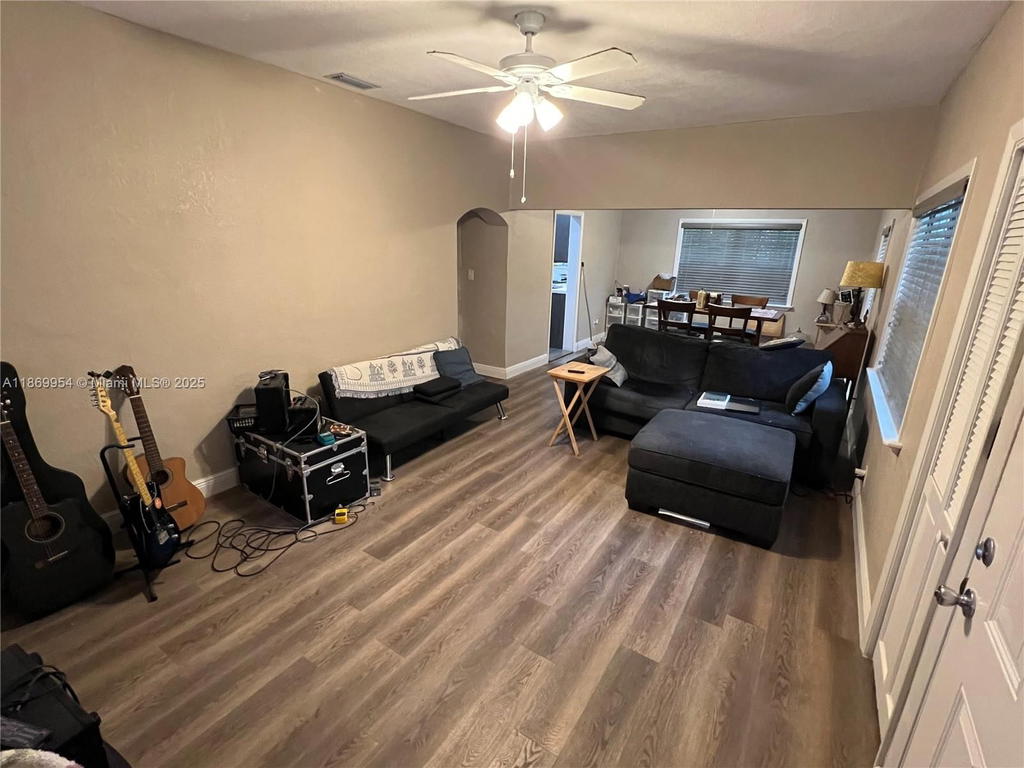 Real estate property located at 6218 56th St, Miami-dade, Cambridge Lawns, South Miami, FL