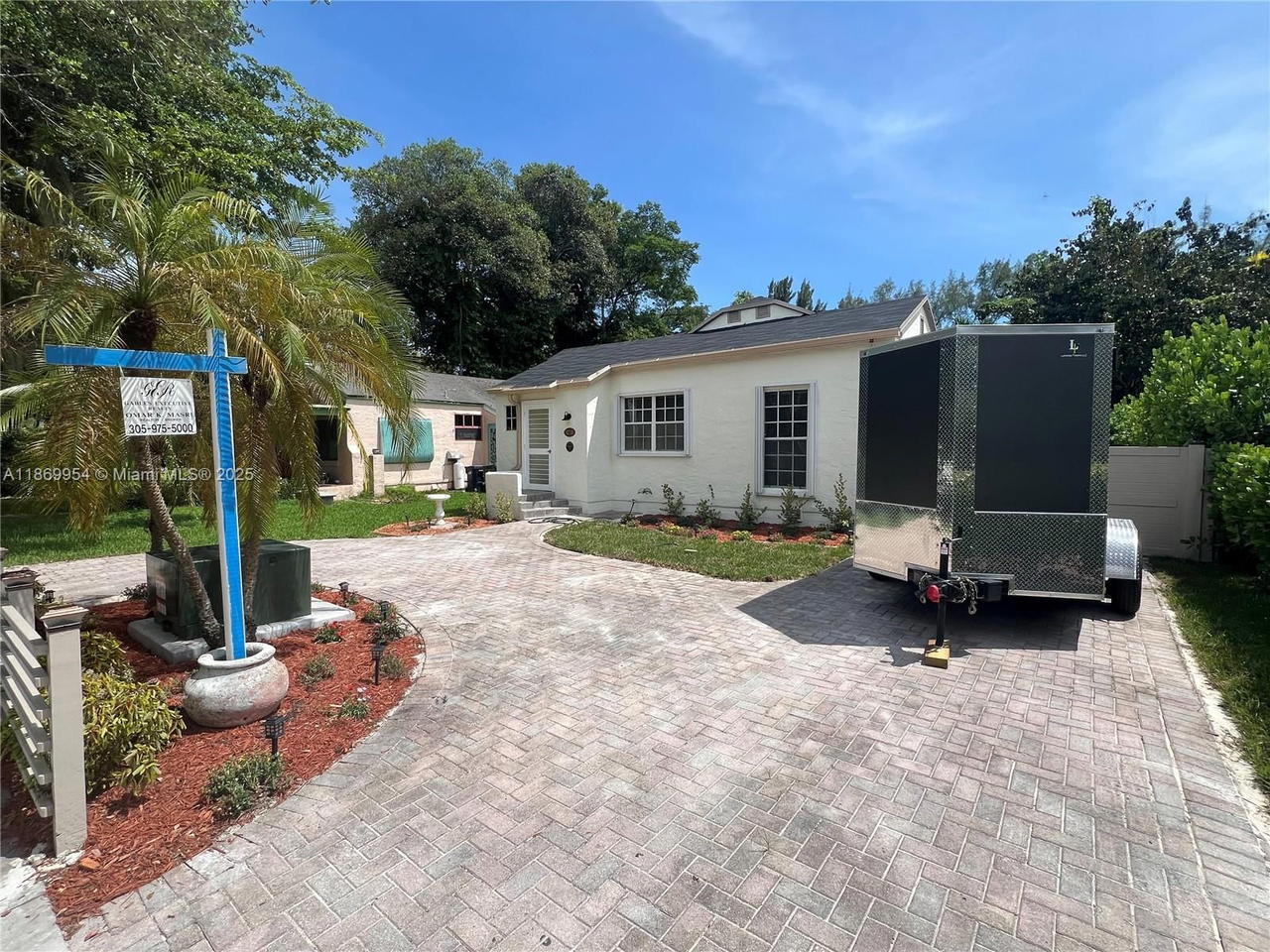 Real estate property located at 6218 56th St, Miami-dade, Cambridge Lawns, South Miami, FL