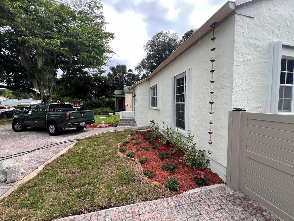 Real estate property located at 6218 56th St, Miami-dade, Cambridge Lawns, South Miami, FL