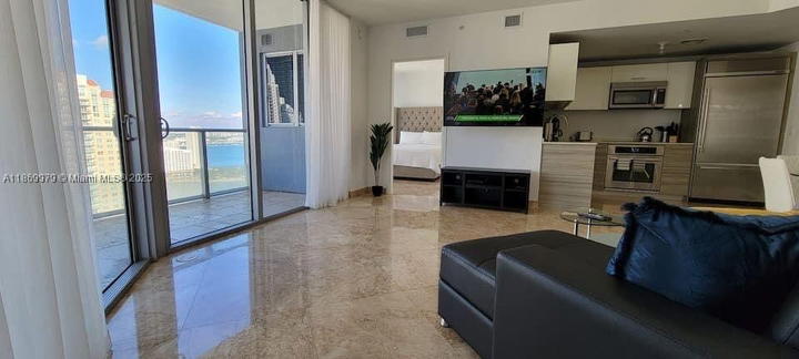 Real estate property located at 1300 Brickell Bay Dr #3007, Miami-dade, Brickellhouse Condo, Miami, FL
