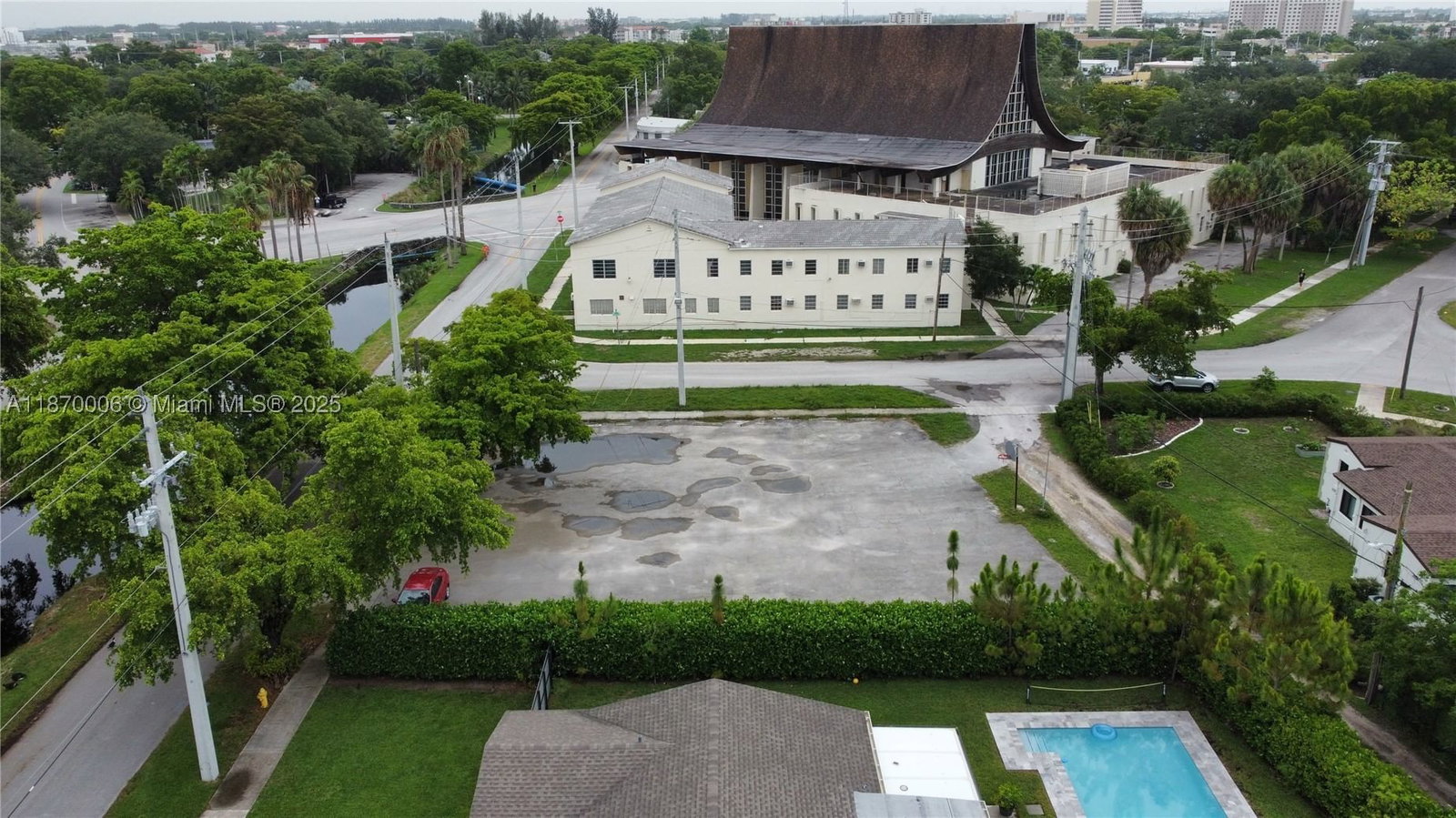 Real estate property located at 425 Esplanade Dr, Miami-dade, Miami Springs Baptist Chu, Miami Springs, FL