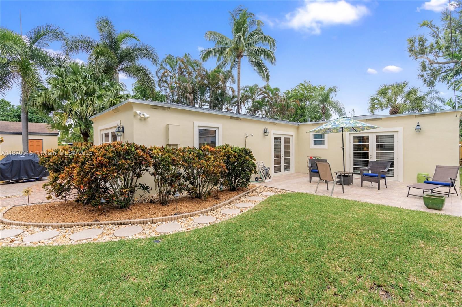 Real estate property located at 1328 30th St, Broward, Pine Tree Park, Fort Lauderdale, FL