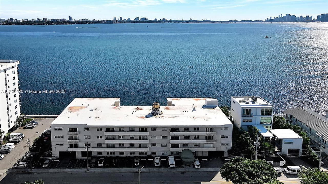 Real estate property located at 1880 Treasure Dr #4F, Miami-dade, Treasure Bay Club Condo, North Bay Village, FL