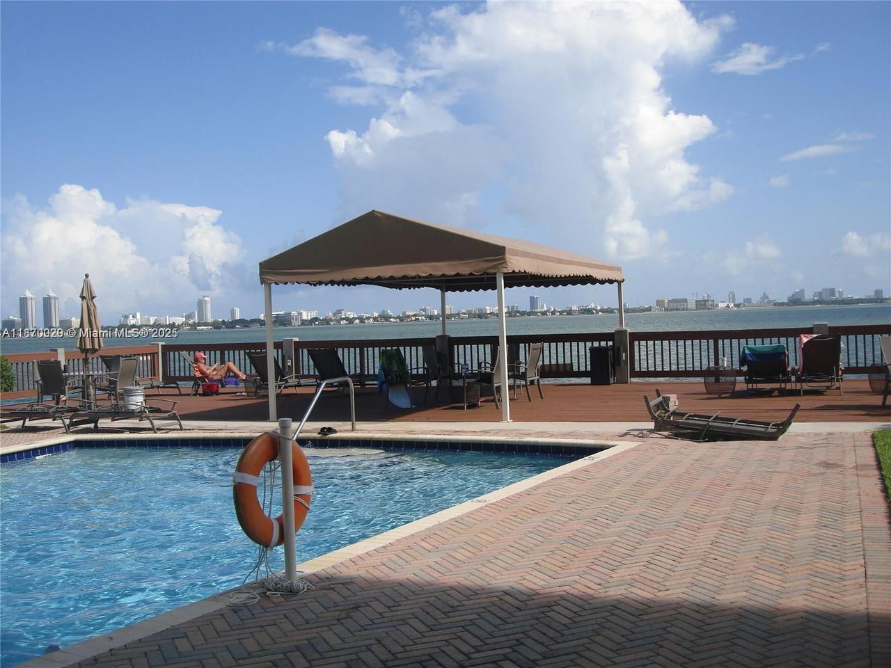 Real estate property located at 1880 Treasure Dr #4F, Miami-dade, Treasure Bay Club Condo, North Bay Village, FL