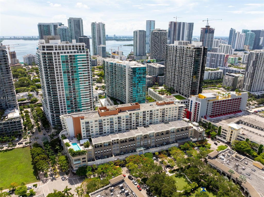 Real estate property located at 3250 1st Ave #705, Miami-dade, Midblock Miami Condo, Miami, FL