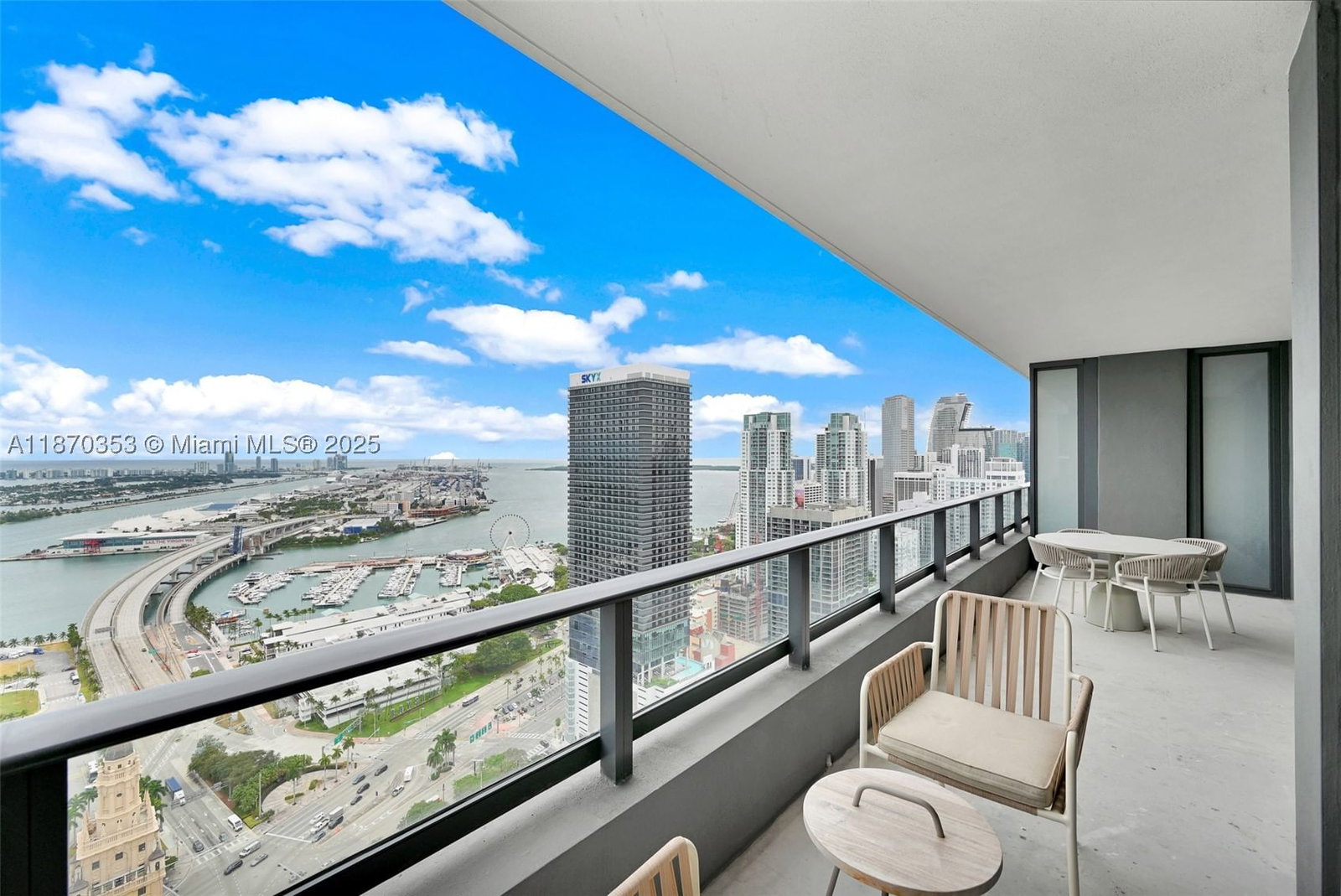 Real estate property located at 159 6th St #4015, Miami-dade, 159 Ne 6th Street Condo, Miami, FL