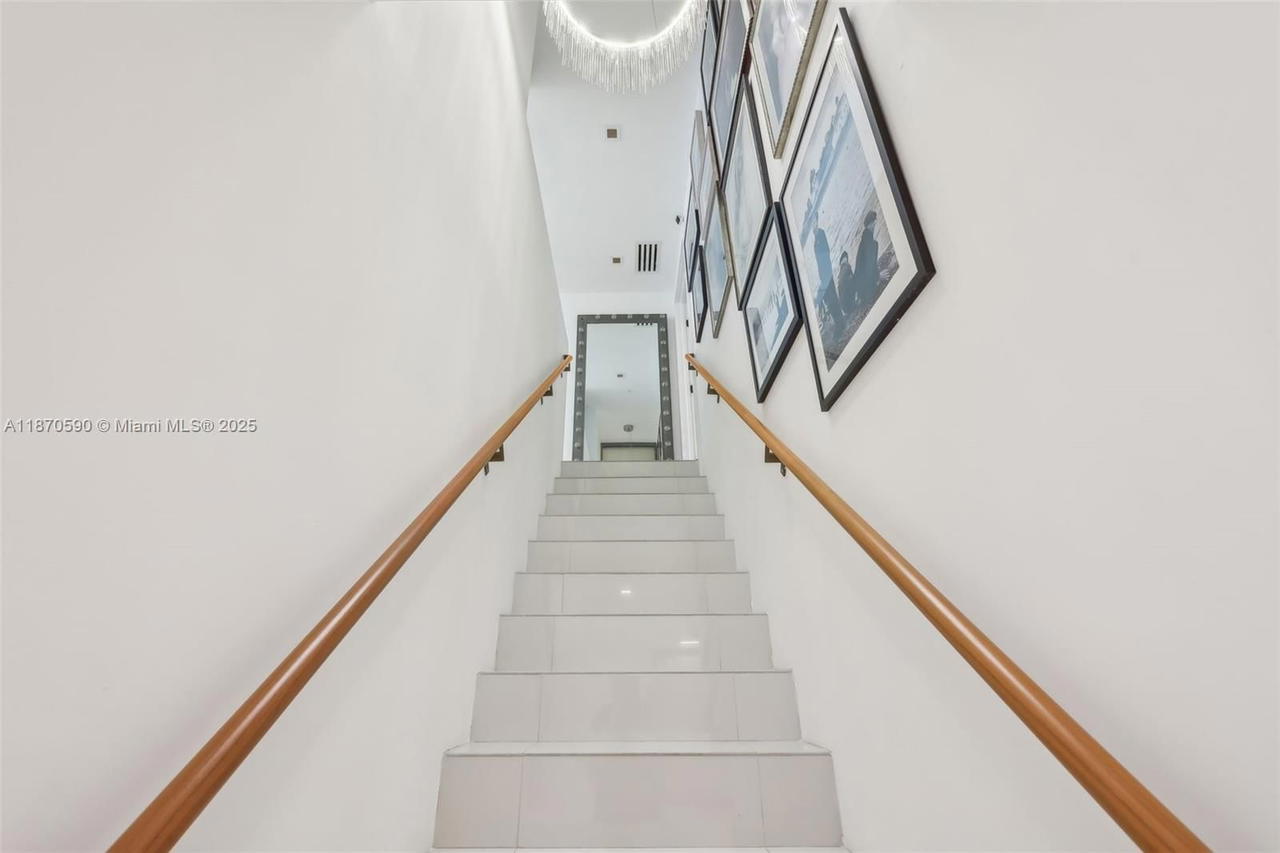 Real estate property located at 6000 Collins Ave #304, Miami-dade, Terra Beachside Condo, Miami Beach, FL