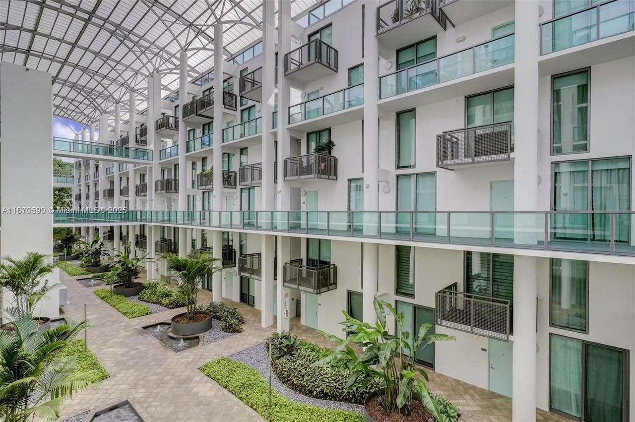 Real estate property located at 6000 Collins Ave #304, Miami-dade, Terra Beachside Condo, Miami Beach, FL