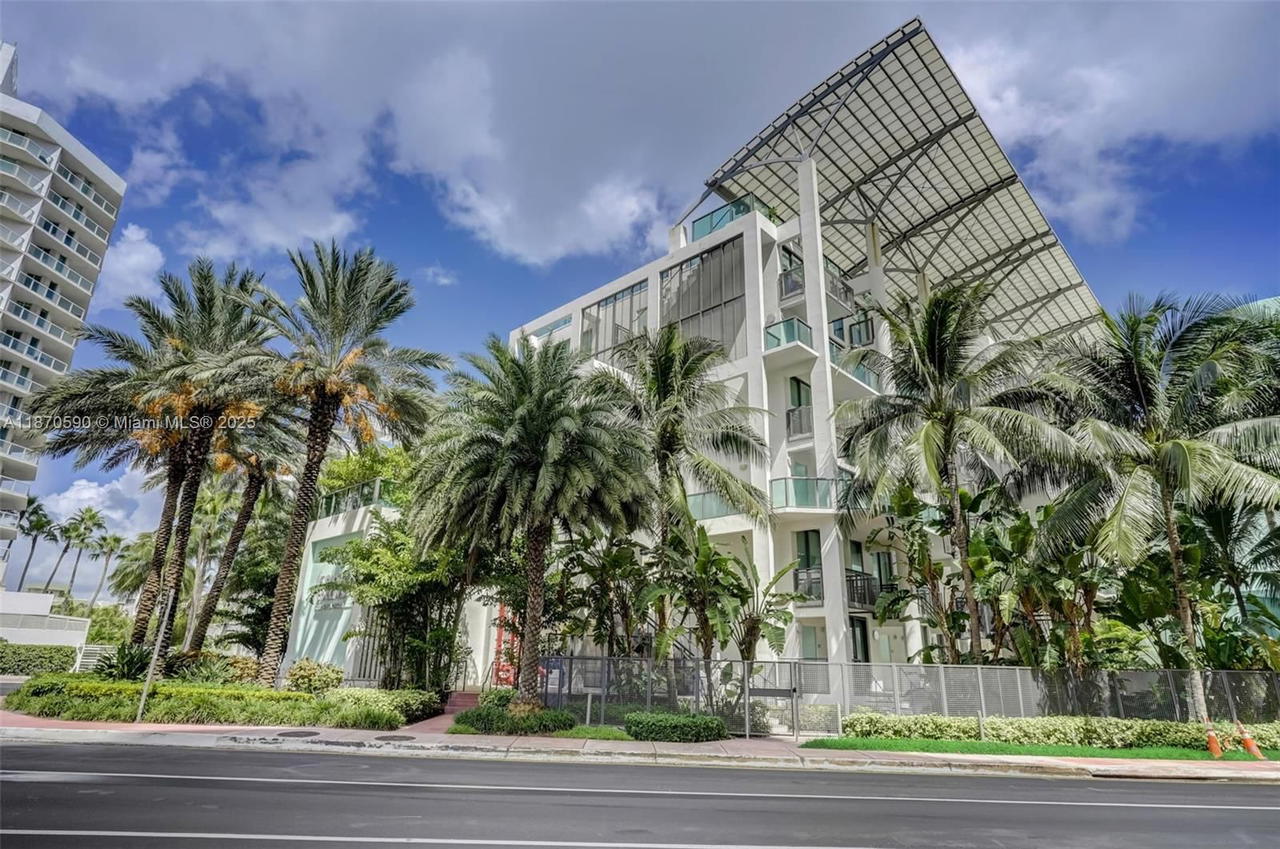 Real estate property located at 6000 Collins Ave #304, Miami-dade, Terra Beachside Condo, Miami Beach, FL