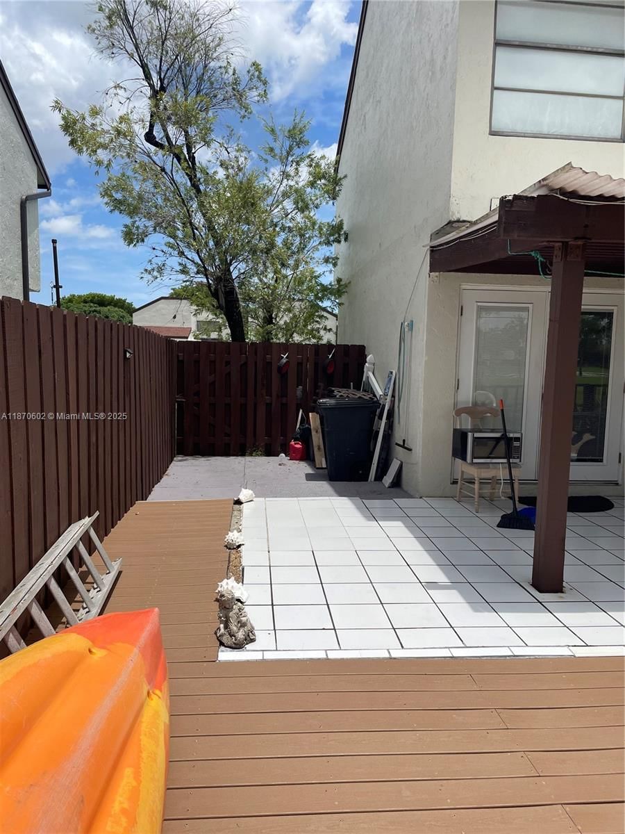Real estate property located at 562 98th Ct #562, Miami-dade, East Wind Lake Village, Miami, FL