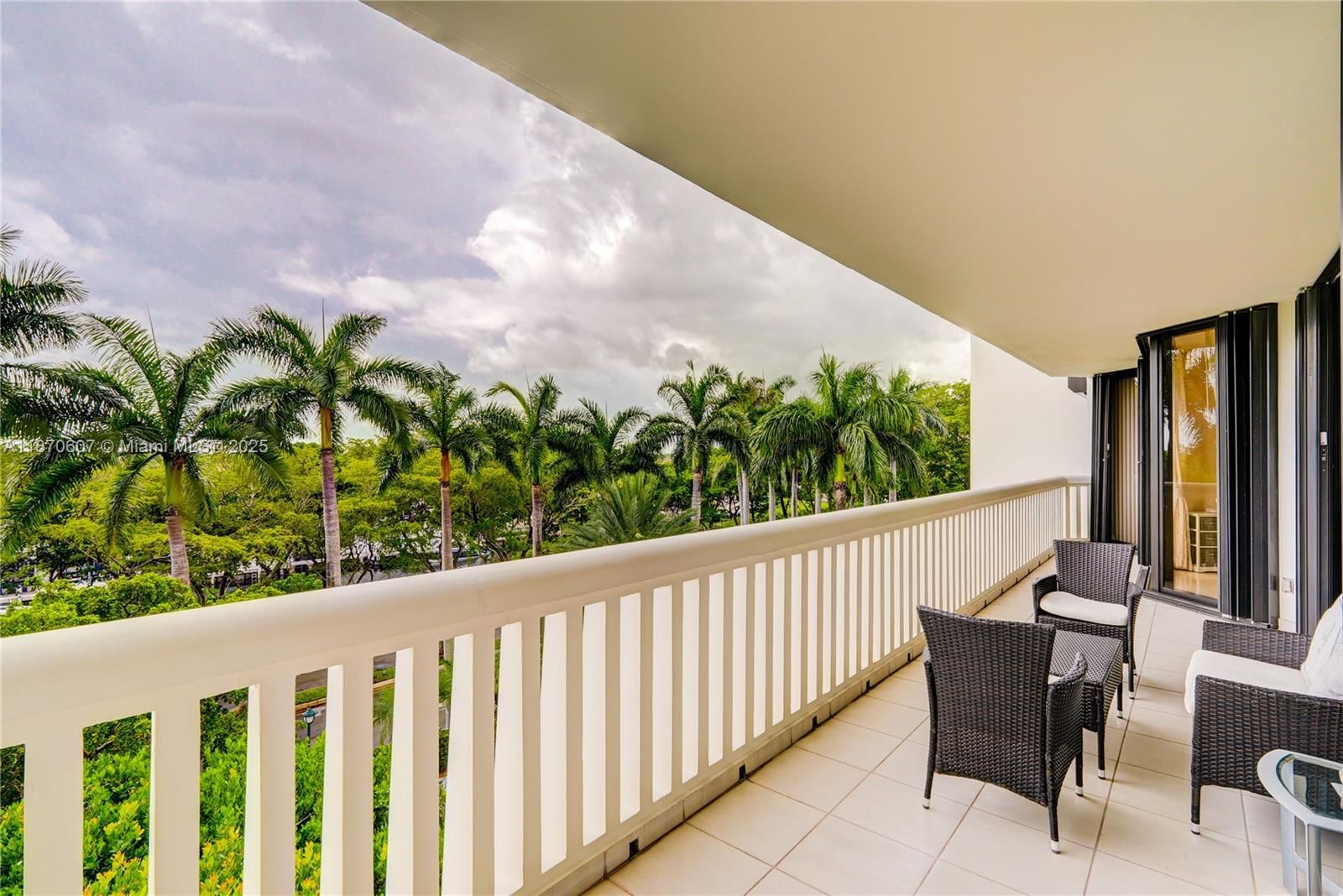 Real estate property located at 2000 Island Blvd #408, Miami-dade, 2000 Isl Blvd Williams Is, Aventura, FL
