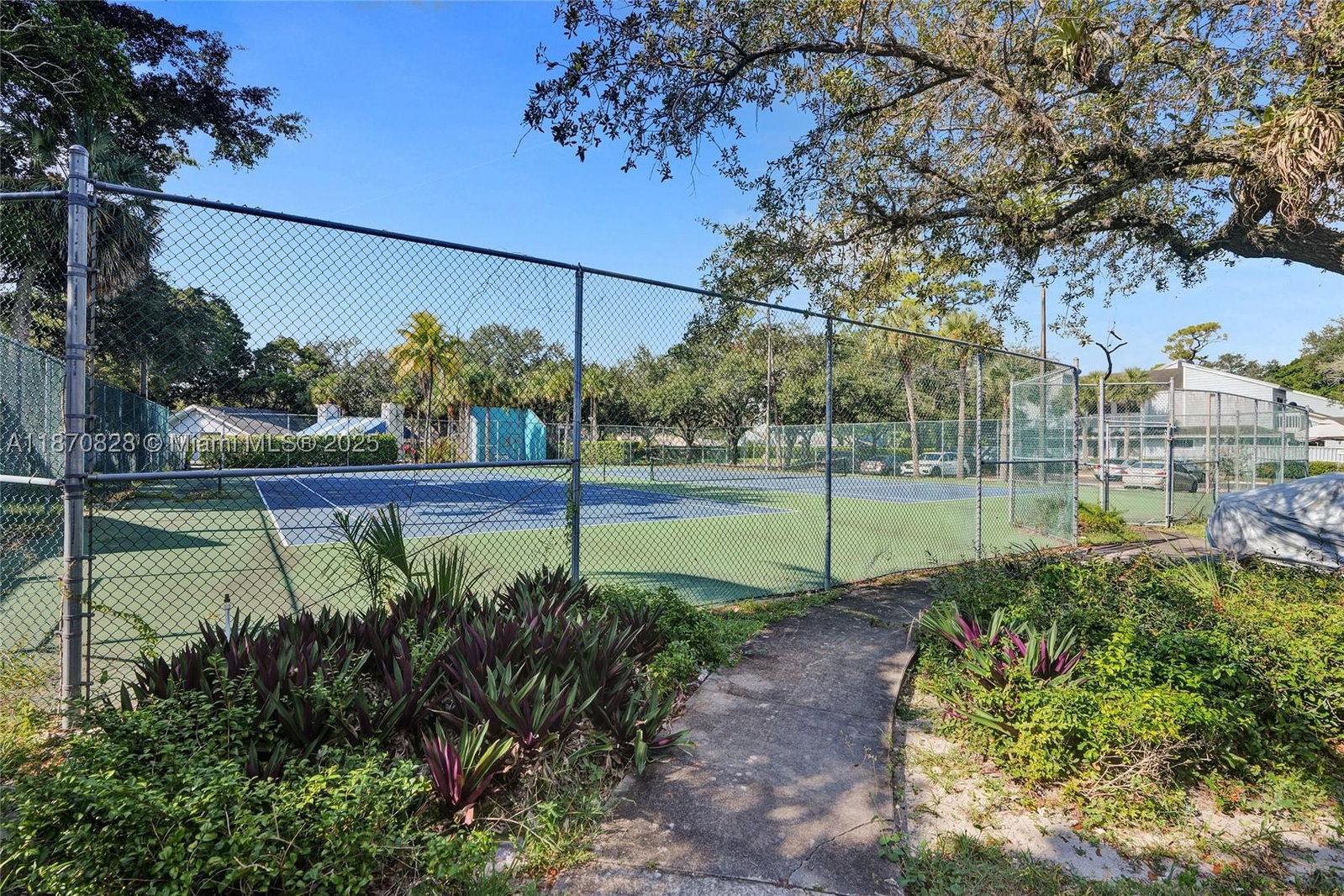 Real estate property located at 1818 Adventure Pl, Broward, Rock Island Land Corp, North Lauderdale, FL