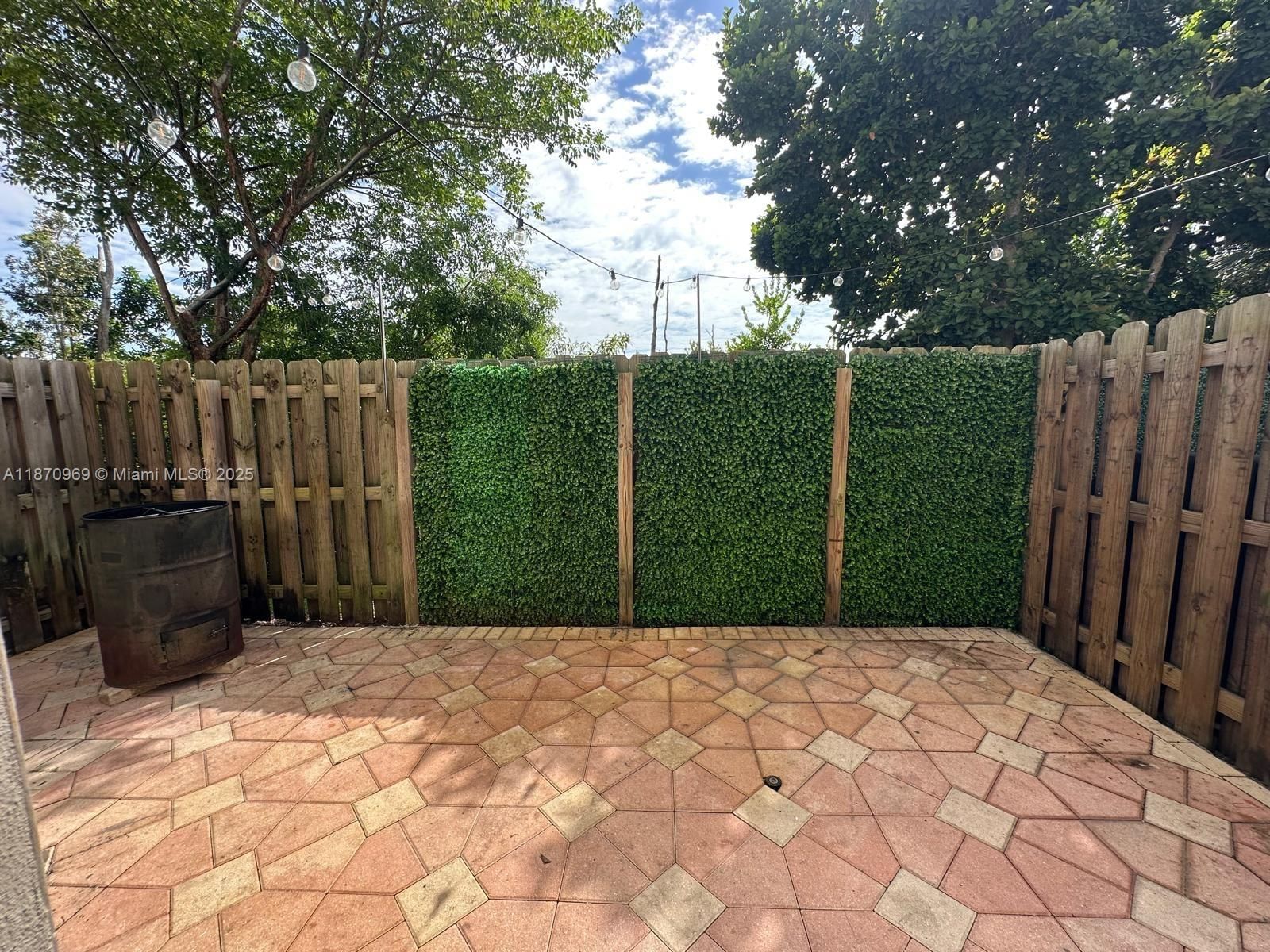 Real estate property located at 10413 82nd St #9, Miami-dade, Highland At Park Central, Doral, FL