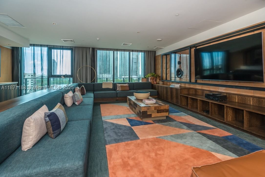 Real estate property located at 121 34 ST #901, Miami-dade, Hyde Midtown, Miami, FL