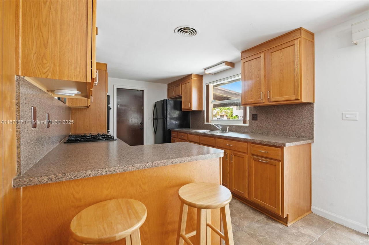 Real estate property located at 138 52nd St, Miami-dade, Ulelah Rev Plat, Hialeah, FL