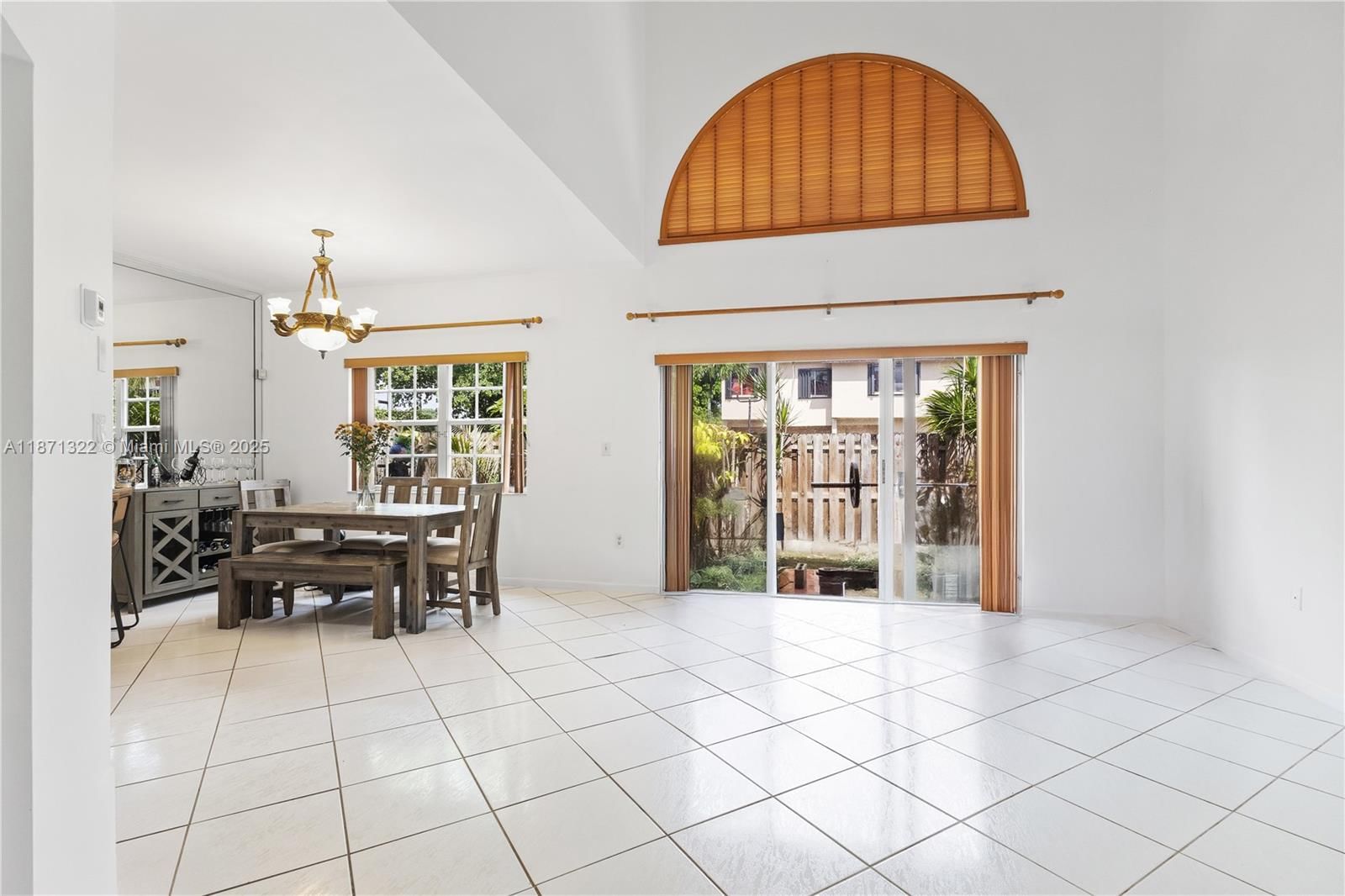 Real estate property located at 14255 57th Ln #8-12, Miami-dade, Sienna Villas Condo, Miami, FL