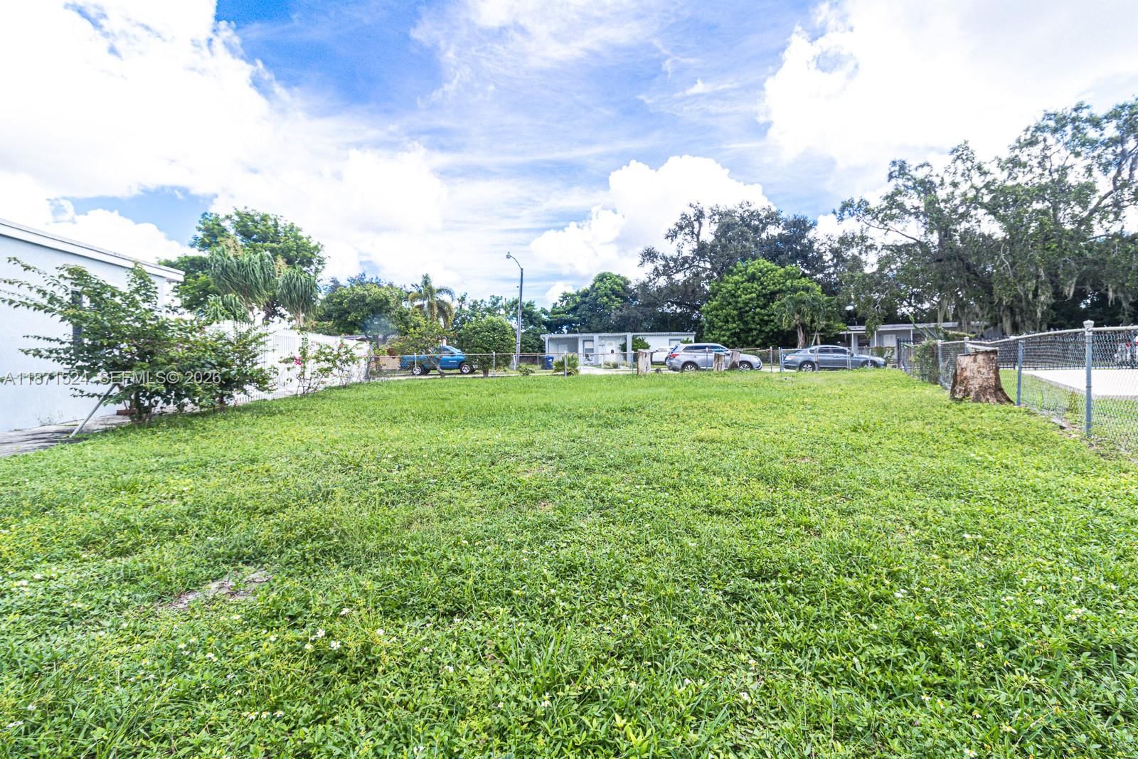 Real estate property located at 15600 157th St Rd, Miami-dade, Bunche Park, Miami Gardens, FL