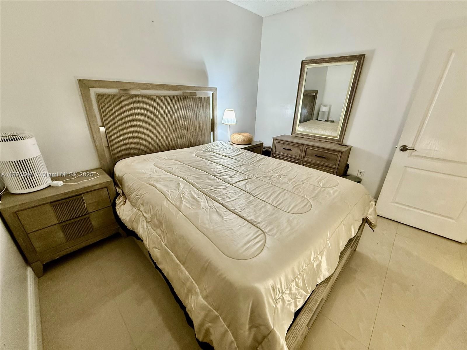 Real estate property located at 5091 7th St #503, Miami-dade, Blue Lagoon Condo, Miami, FL
