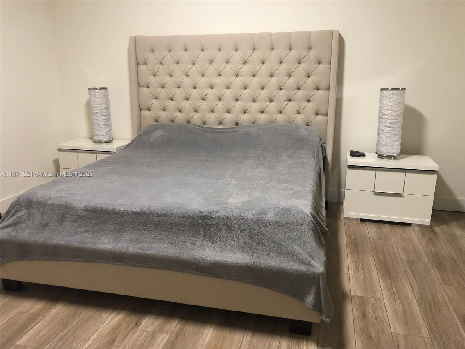 Real estate property located at 8045 105th Ct, Miami-dade, Grand Bay South, Doral, FL