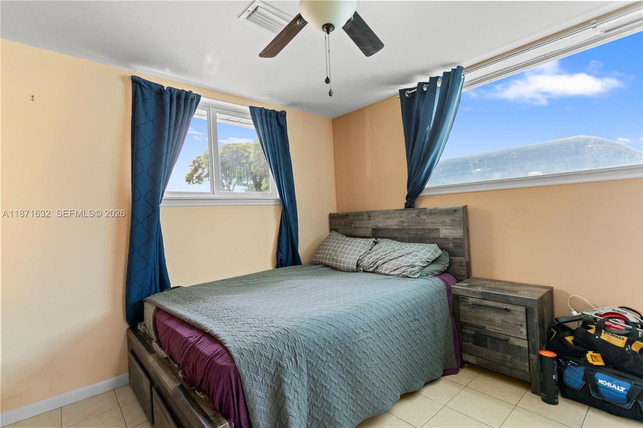Real estate property located at 6611 Park St, Broward, Driftwood Acres, Hollywood, FL
