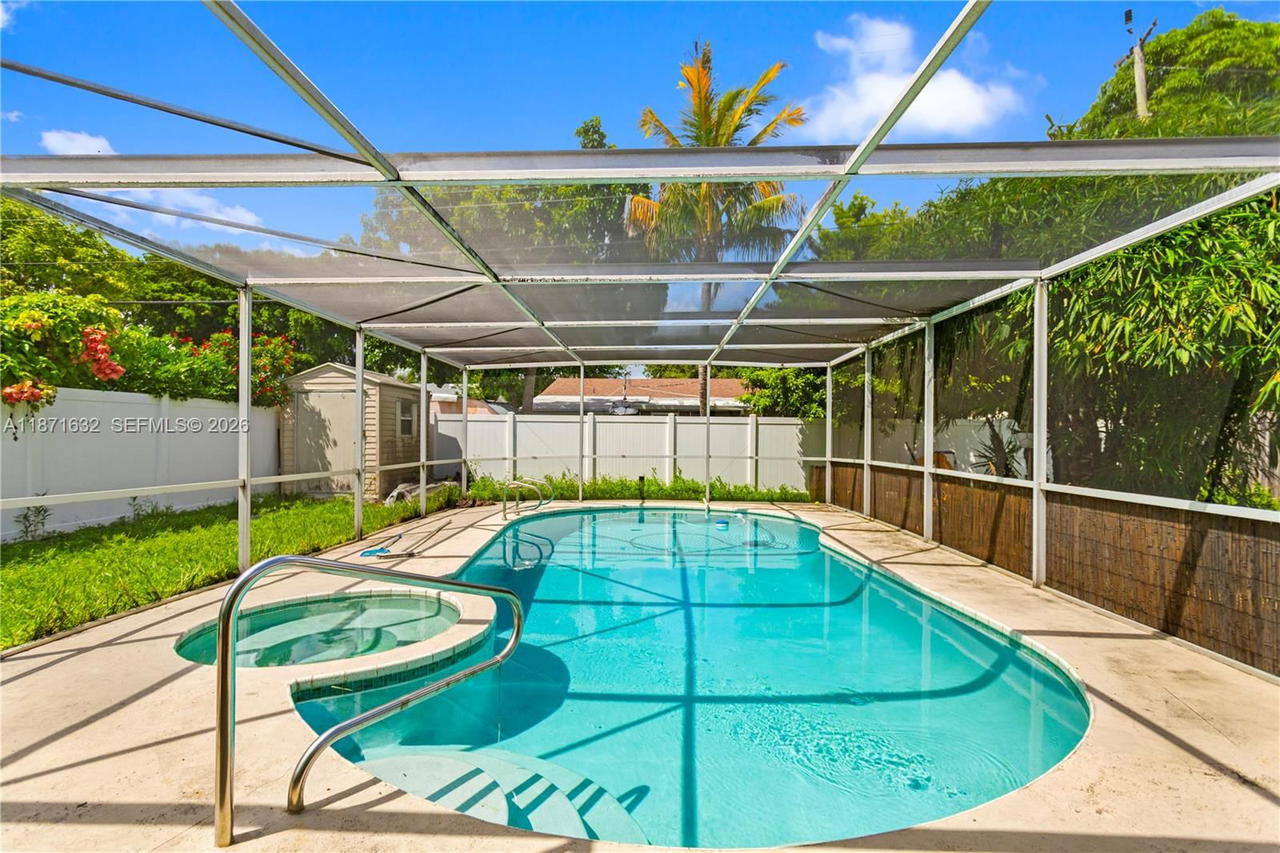 Real estate property located at 6611 Park St, Broward, Driftwood Acres, Hollywood, FL