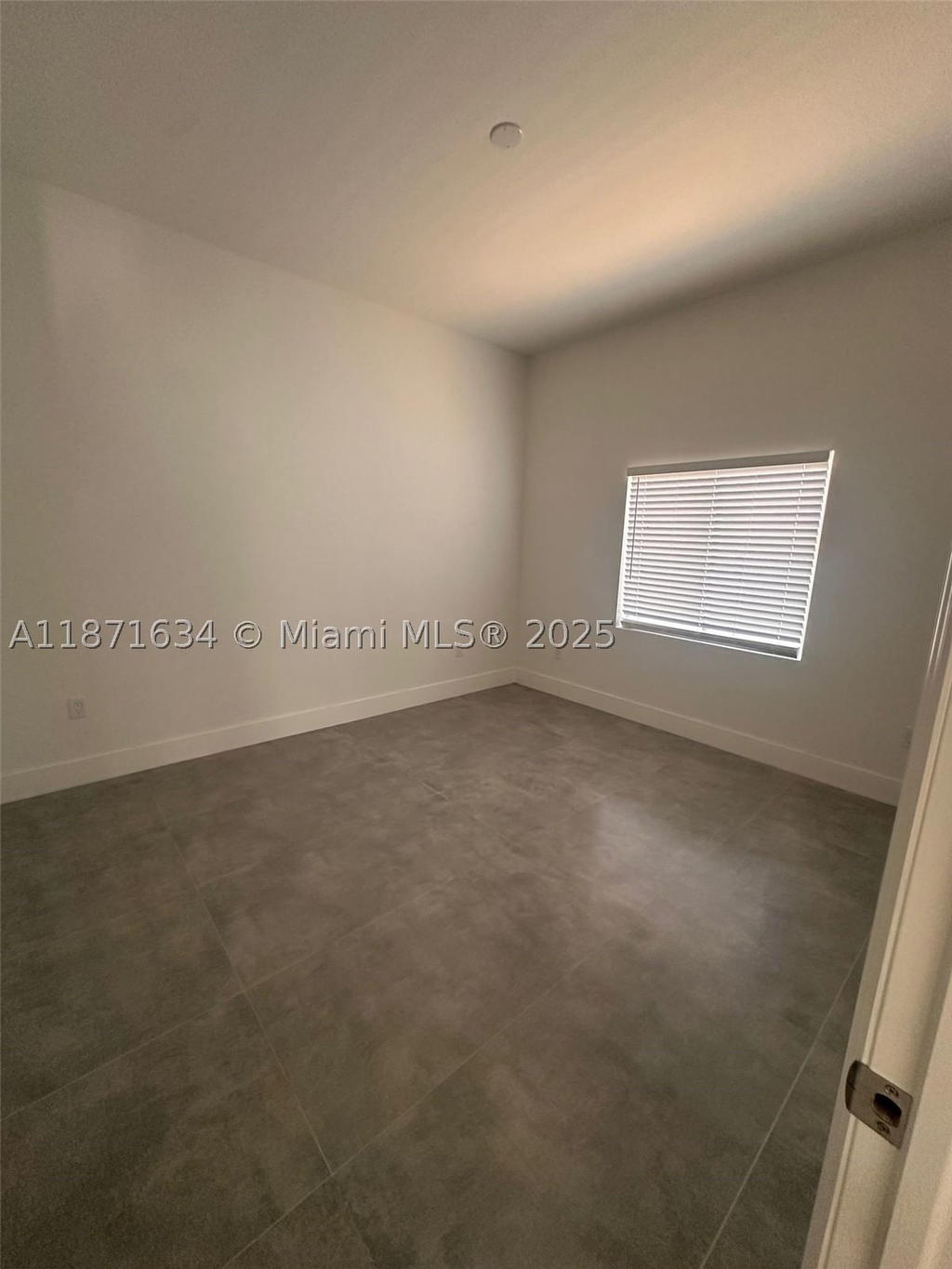 Real estate property located at 2423 23rd Ln, Broward, Arrowhead Estates, Fort Lauderdale, FL