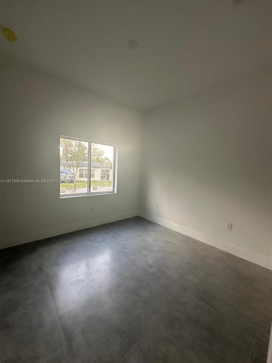 Real estate property located at 2421 23rd Ln, Broward, Arrowhead Estates, Fort Lauderdale, FL