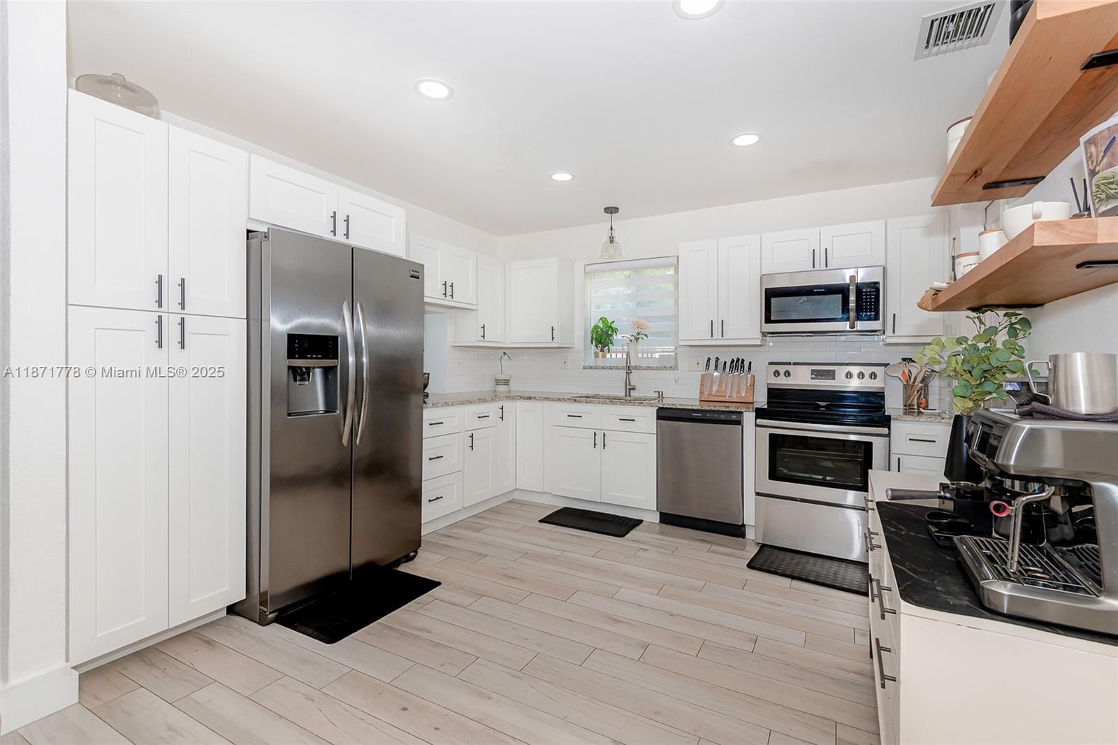 Real estate property located at 1770 106th Ave, Broward, Pembroke Lakes Sec 1, Pembroke Pines, FL