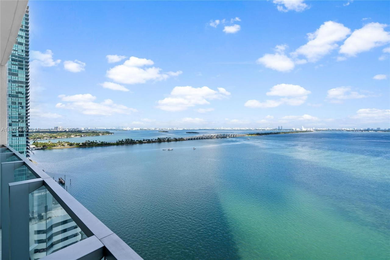 Real estate property located at 2900 7th Ave #1804, Miami-dade, Biscayne Beach Condo, Miami, FL