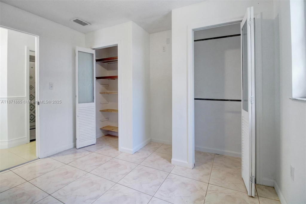 Real estate property located at 9930 48th St, Miami-dade, Tropical Estates 1st Addn, Miami, FL