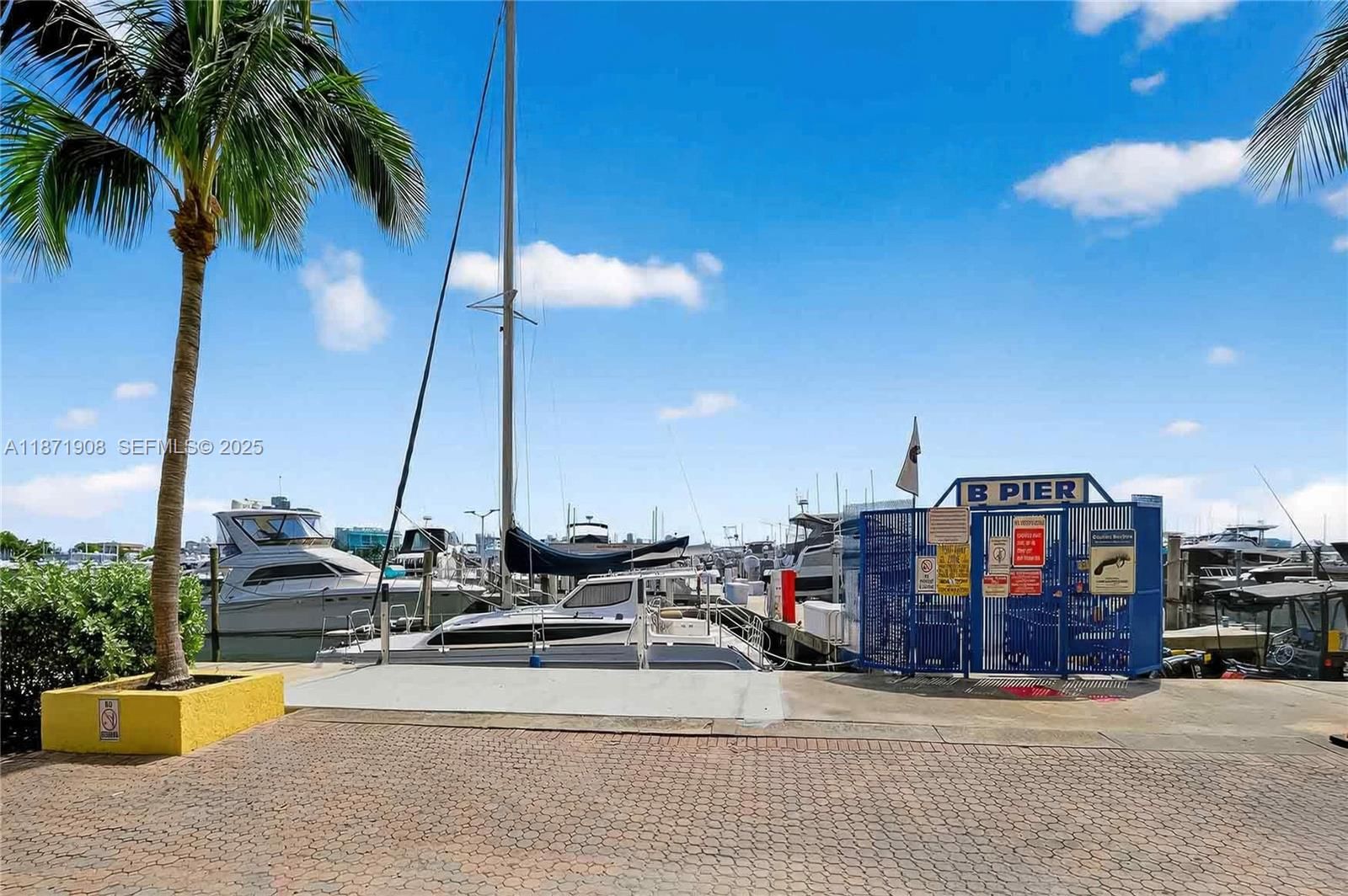 Real estate property located at 7601 Treasure Dr #2222, Miami-dade, The Grandview Palace Cond, North Bay Village, FL