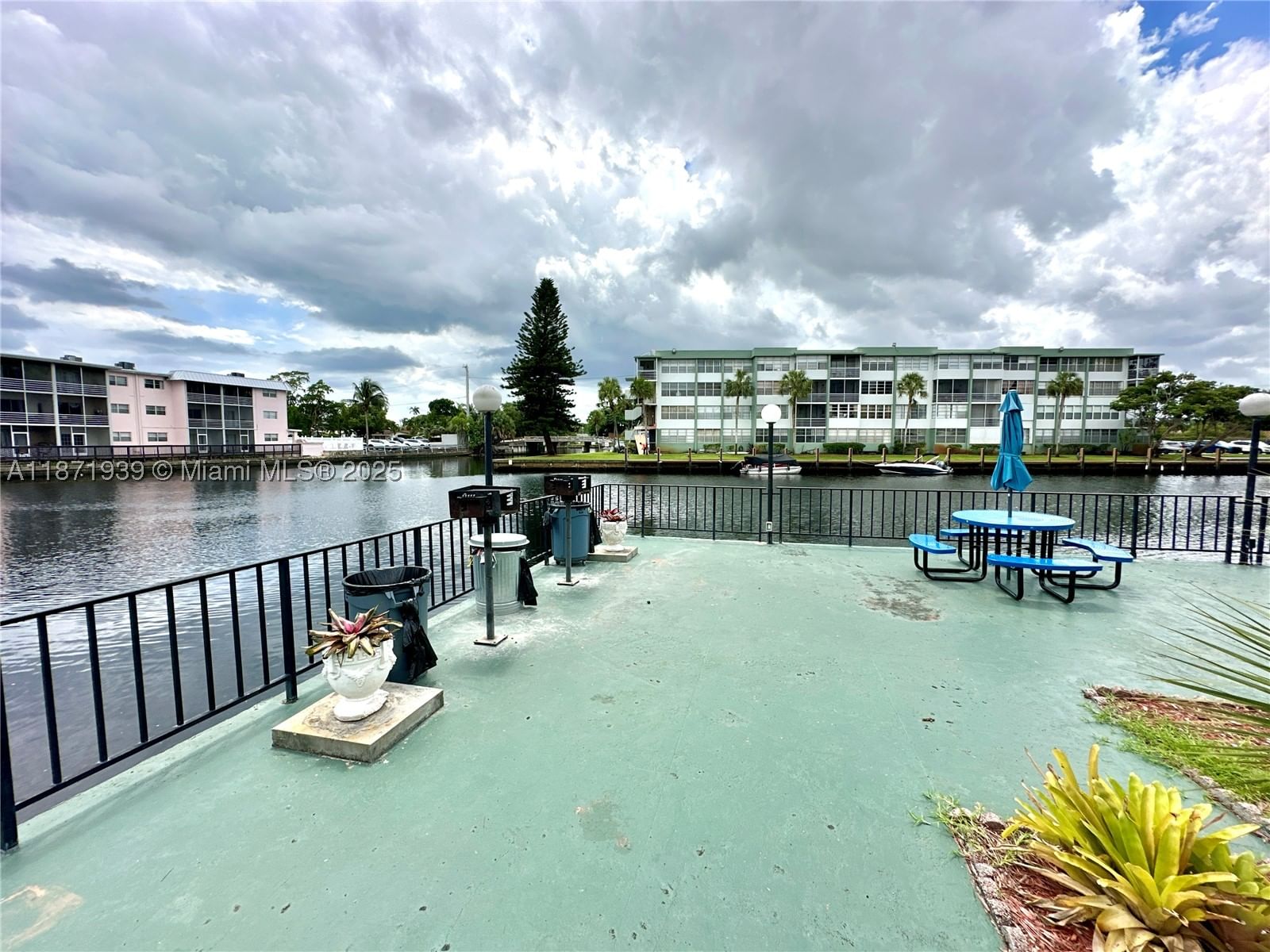 Real estate property located at 2771 Taft St #302, Broward, Watergate Condominium No 2, Hollywood, FL