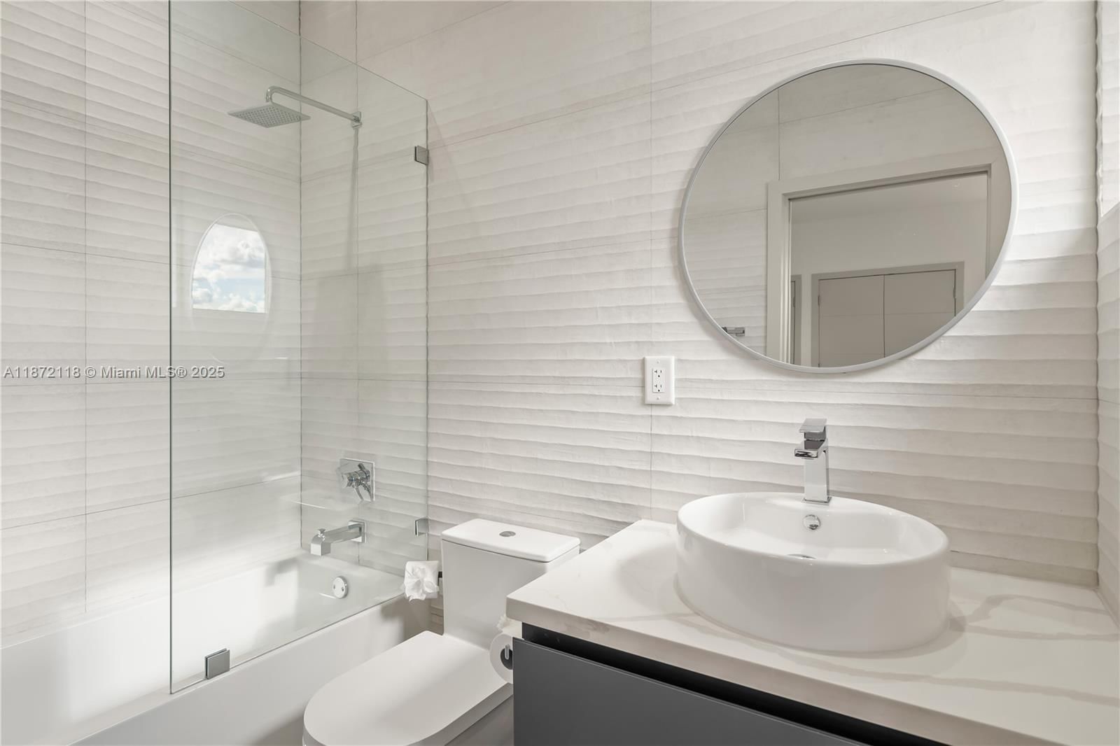 Real estate property located at 2926 Bird Ave #2, Miami-dade, Pent Homestead, Miami, FL