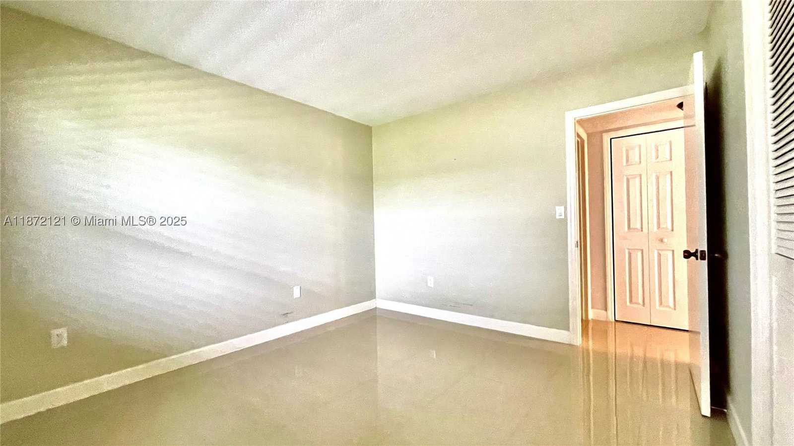 Real estate property located at 9856 Marina Blvd #1320, Palm Beach, Sandalfoot South Three Co, Boca Raton, FL