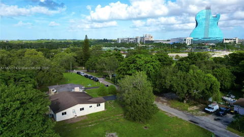 Real estate property located at 4460 59th Ct, Broward, Frances Grove Estates, Dania Beach, FL