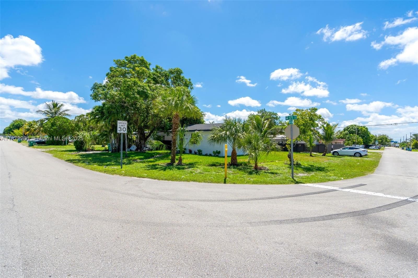 Real estate property located at 4390 171st St, Miami-dade, Venetian Development Sub-, Miami Gardens, FL