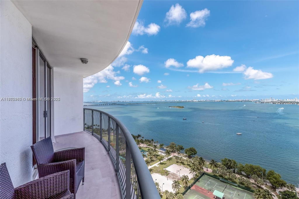 Real estate property located at 1750 Bayshore Dr #2402, Miami-dade, Opera Tower Condo, Miami, FL